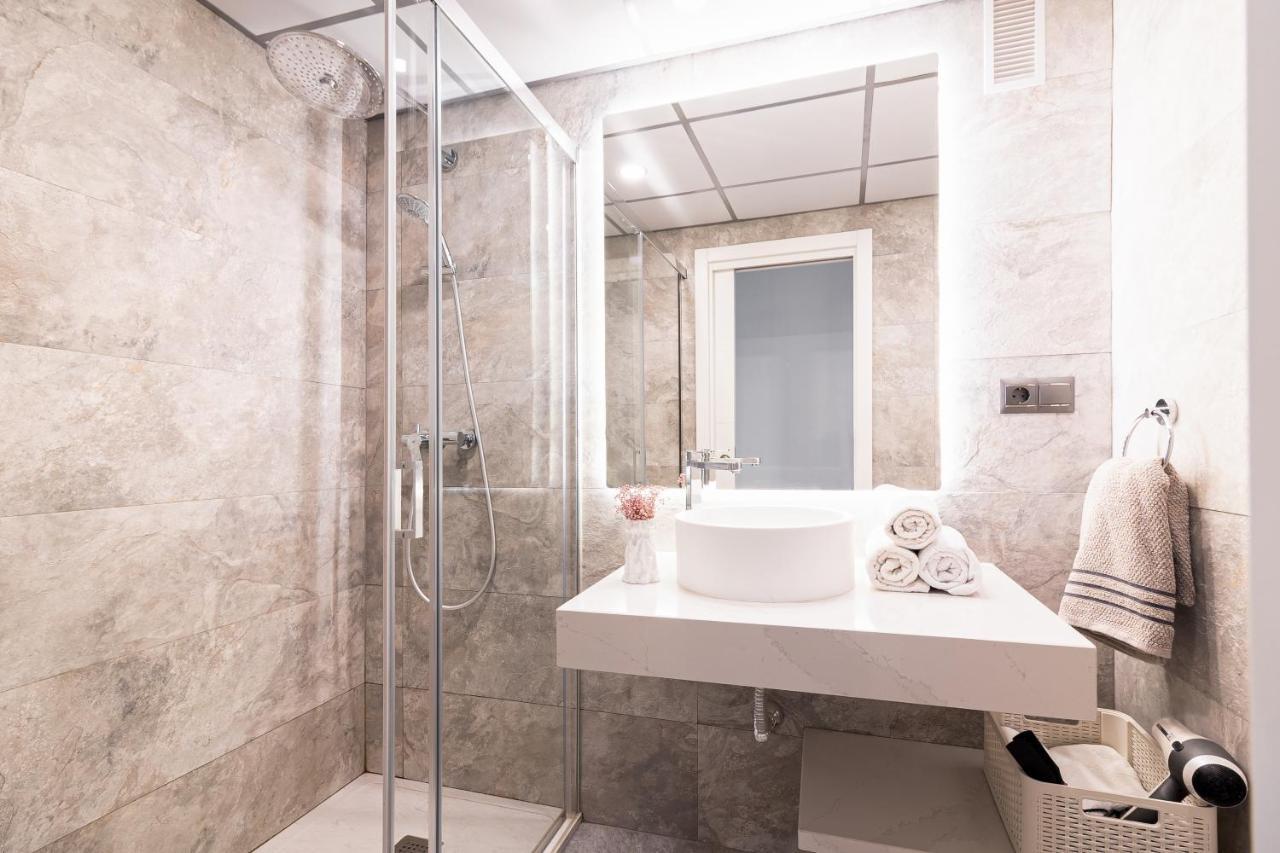 Apartamento Vicky Victoria マラガ エクステリア 写真